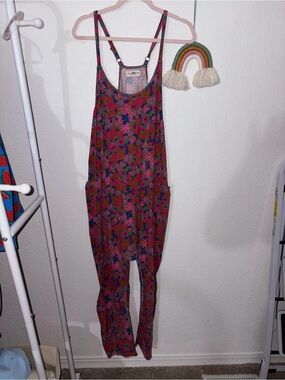 NATURAL LIFE Floral Strap Romper in Pink and Green